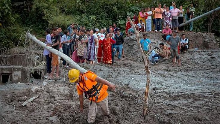 Nepal, l’esperta: “Nessun disastro naturale: eventi a cascata e scelte sbagliate nella gestione del territorio”