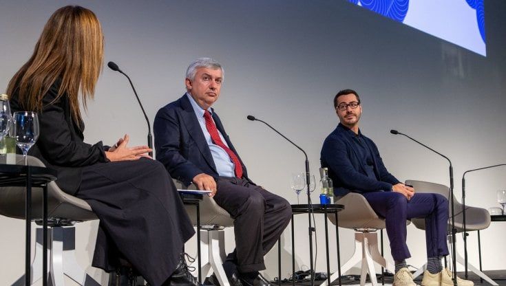 Carta, podcast e influencer. Le nuove professionalità del giornalismo ibrido