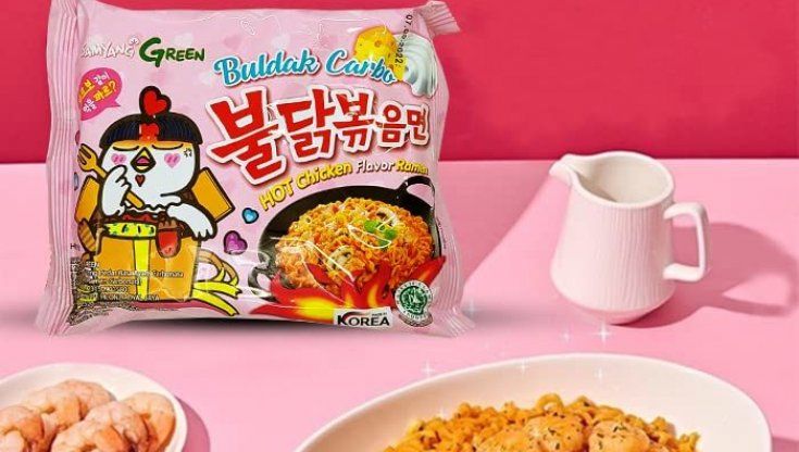 Piccante e con il pollo, ecco la Ramen Carbonara che spopola sui social