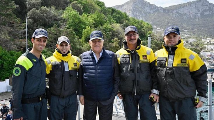 G7 a Capri, missione pace. Tajani: “Isola amata da tutti, i ministri potranno gustare anche la straordinaria cucina caprese”