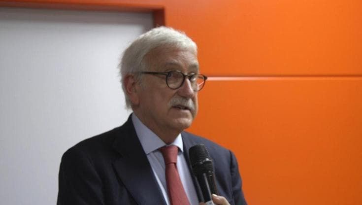 Ospedali e pronto soccorso, l'appello di 30 società scientifiche al governo: "Mancano risorse"