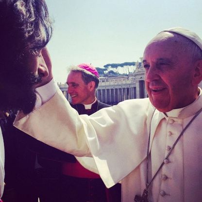 E papa Francesco benedice il Gesù di 'Ben Hur'