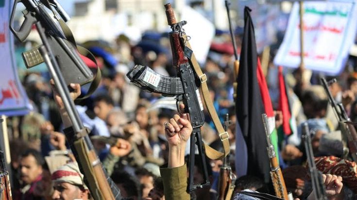 Iran, il politologo: “L’economia mondiale è in ostaggio ma la minaccia si ritorcerà contro Teheran”