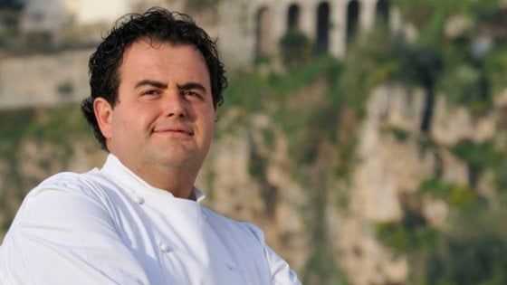 Gennarino Esposito: "Il plexiglass? Mai, piuttosto ospito un tavolo alla volta"
