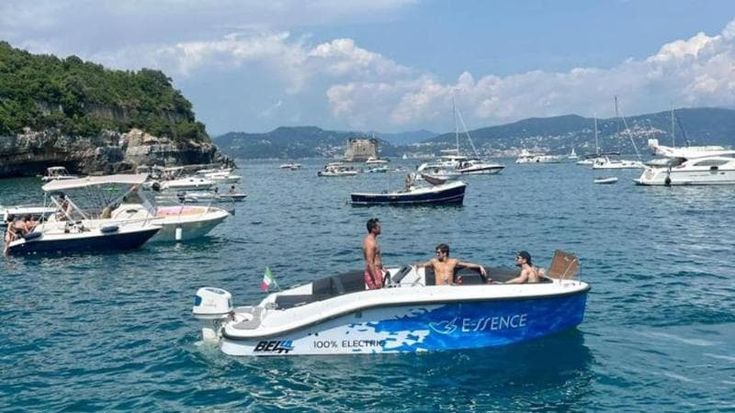 E-ssence e Navia, nasce la share-mobility nautica solo elettrica in Italia