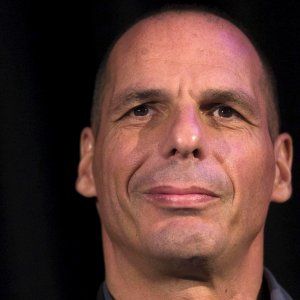 Varoufakis duro con Renzi: "Non ti sei liberato di me, ma della democrazia"