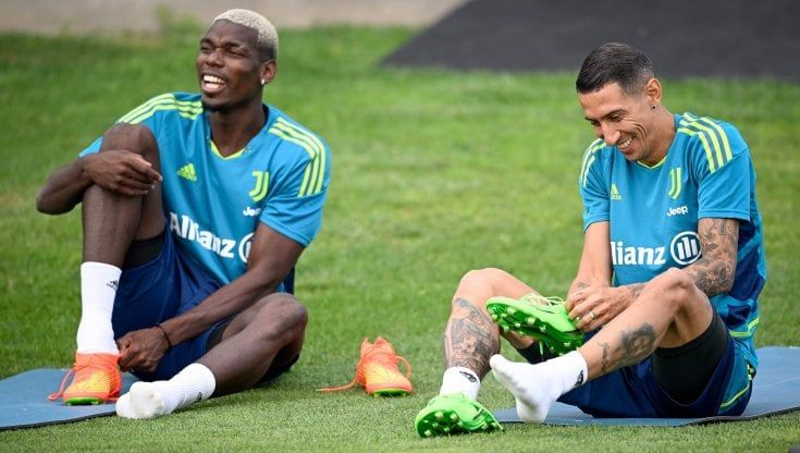 Allegri: "Con Pogba e Di Maria migliorano anche gli altri. Sarà una Juve più competitiva"