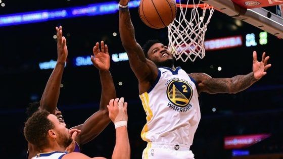 Basket, Nba: Golden State ok all'extratime, Houston non conosce limiti