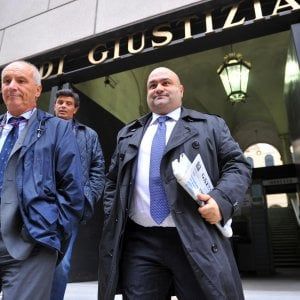 Condanna bis per Bossi e Belsito, la Lega inchiodata sui 49 milioni