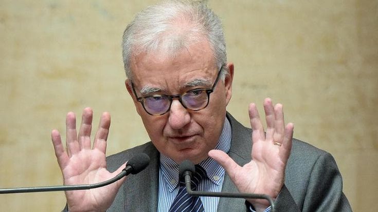 Piccole, sconosciute e di destra: la carica delle nuove associazioni premiate ai tavoli con il governo
