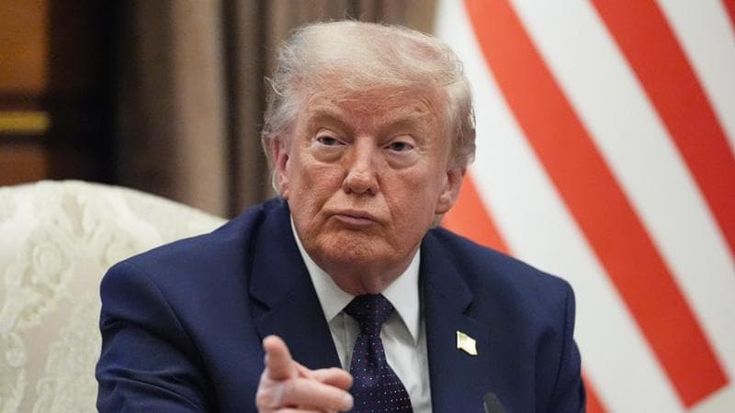 Trump: “Deluso dagli alleati, Meloni brava ma non ci aiuta”. E rivendica la Groenlandia
