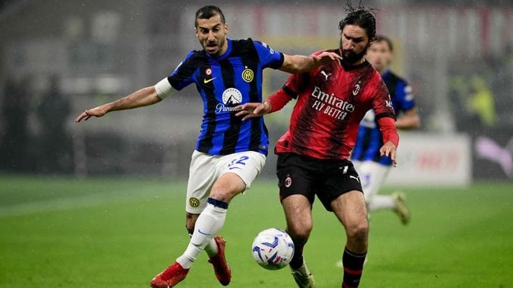 Fiorentina, un rinforzo a centrocampo: dal Milan arriva Adli