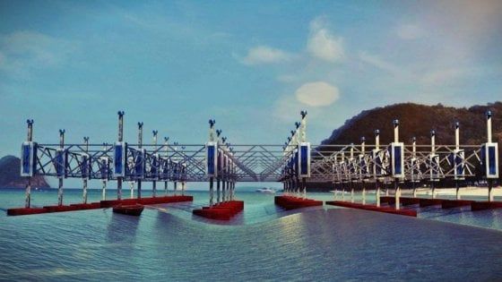 La prima piattaforma oceanica che combina sole, vento e onde