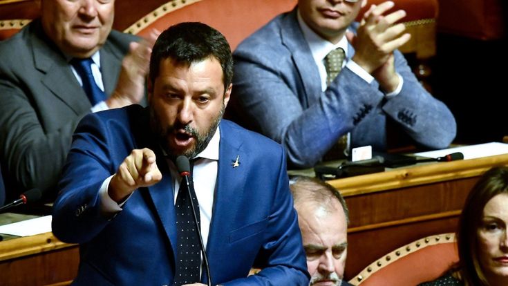 Crisi di governo: Salvini spiazza tutti, ma in aula è sconfitto