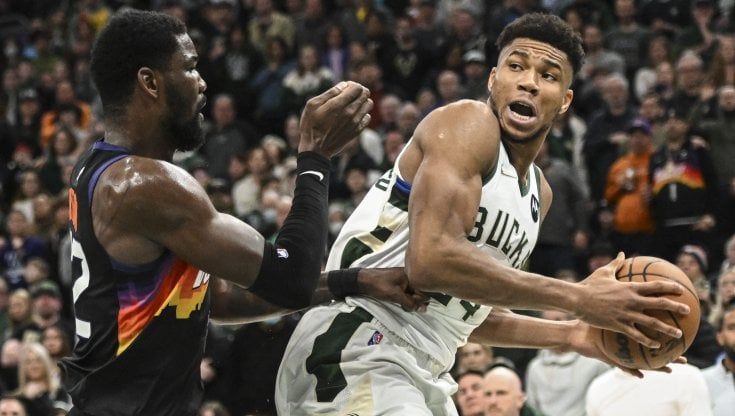 Nba: Phoenix cade a Milwaukee, Memphis a Houston. Vincono Utah e Denver
