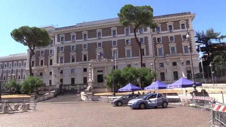 Viminale, aumentano i reati: 125 le donne uccise, più di una ogni tre giorni