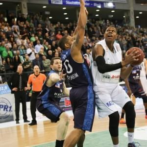Basket, Reggio Emilia si rinforza: ingaggiato Chikoko. Prossimo campionato al via il 4 ottobre