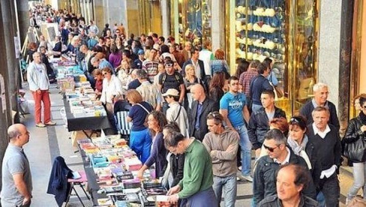 Le bancarelle di via Po come una farmacia del cuore