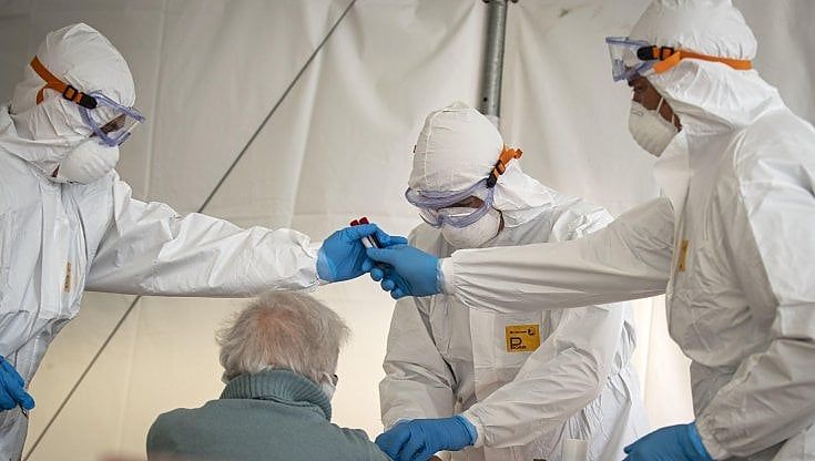 Chi è vaccinato è al sicuro dal contagio? Come fare per capire se l'iniezione ha funzionato