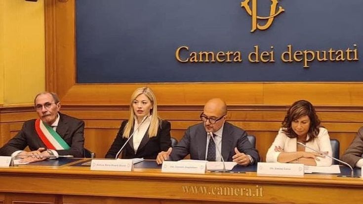 Boccia e Sangiuliano: il sindaco di Pompei chiama 80 colleghi a sostegno della candidatura a Capitale della cultura 2027