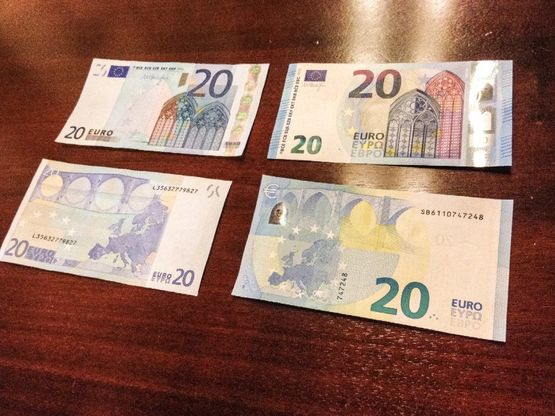 Arriva la nuova banconota da 20 euro, la più falsificata. In Emilia 6.600 sequestri in sei mesi
