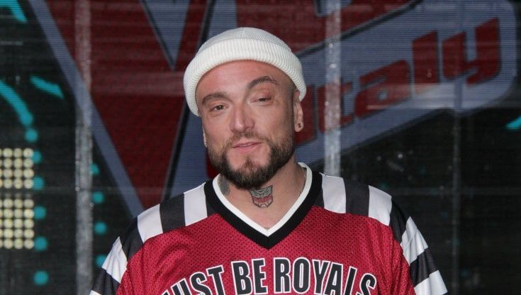 Guè Pequeno rimanda il concerto a Milano, le incertezze sui live nei club: "Dateci regole certe"