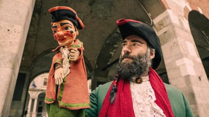Valerio Saccà, il burattinaio che tiene viva la maschera di Meneghino