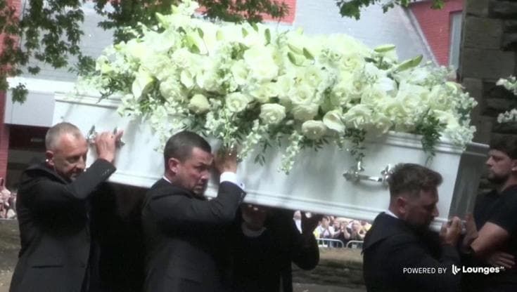 Bonnie Tyler, i funerali della cantante in Galles a un mese dalla scomparsa