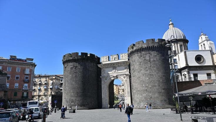 Porta Capuana, ancora violenza: due accoltellati in 48 ore