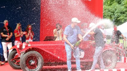 Mille Miglia, applausi, brindisi, nostalgia e bellezza