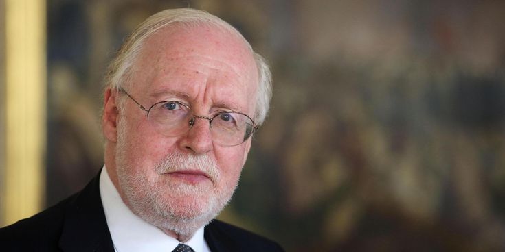 Gaetano Silvestri: "Pericoloso dare alla Corte un ruolo che non è suo"