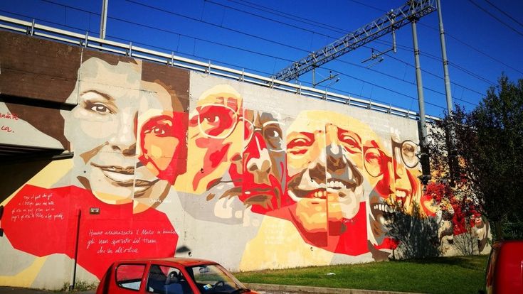 Milano, venti maxi murales trasformano l'Ortica in un quartiere museo