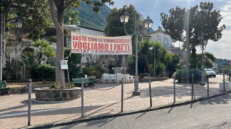 Terremoto di Casamicciola, ricostruzione a rilento. Legnini: “Ma ora c’è il piano”