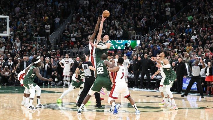 Play-off Nba, Milwaukee eliminata da Miami. Antetokounmpo: "Perdere nello sport non è un fallimento"