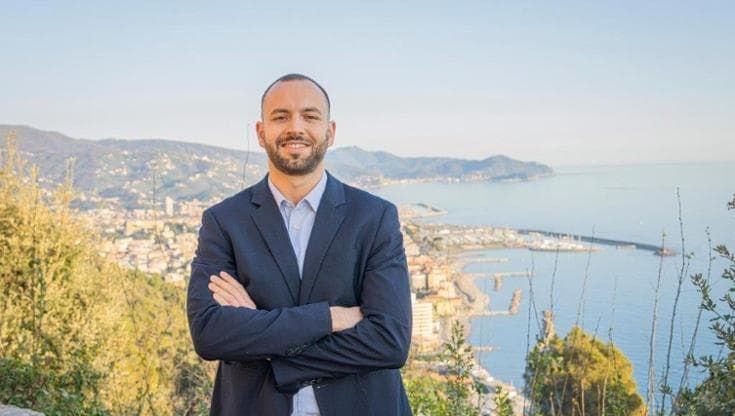 Il Pd di Chiavari: “Da mesi la nostra sede è diventata un bersaglio di attacchi squadristi”