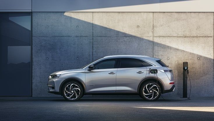 DS 7 Crossback, l'ibrida che va di corsa