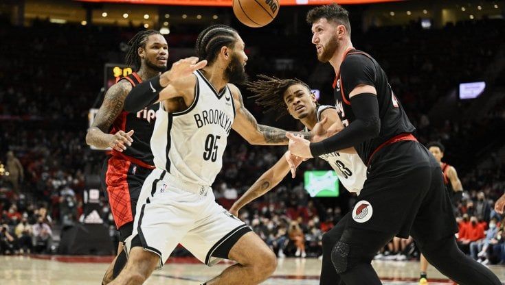 Basket, Nba: Brooklyn cade a Portland, sconfitte anche Utah e Milwaukee