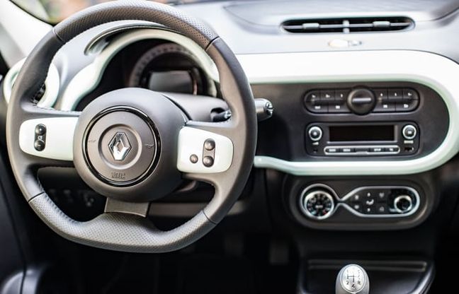 Twingo “La Parisienne”, a volte ritornano