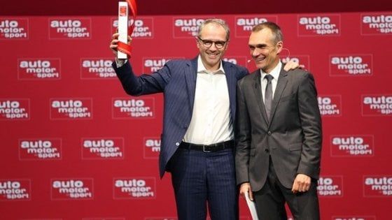 Il miglior "grande Suv" per i tedeschi è la Lamborghini Urus
