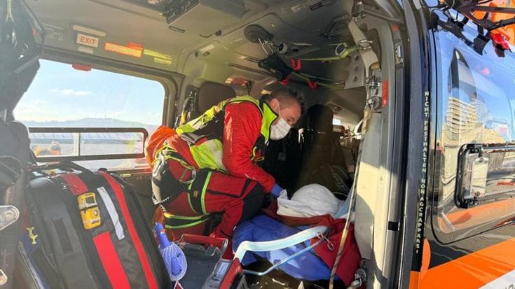 Crans-Montana, i medici: “Nessuno dei feriti è fuori pericolo, ora comincia la battaglia”