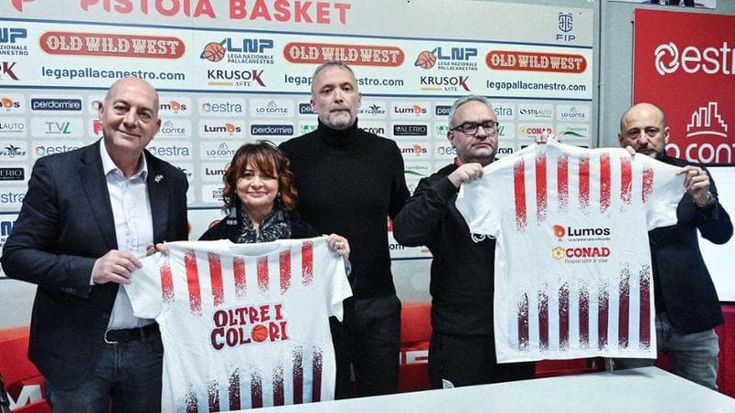 Pistoia Basket e Rieti tornano campo in ricordo dell’autista ucciso a sassate. E giocano i bambini