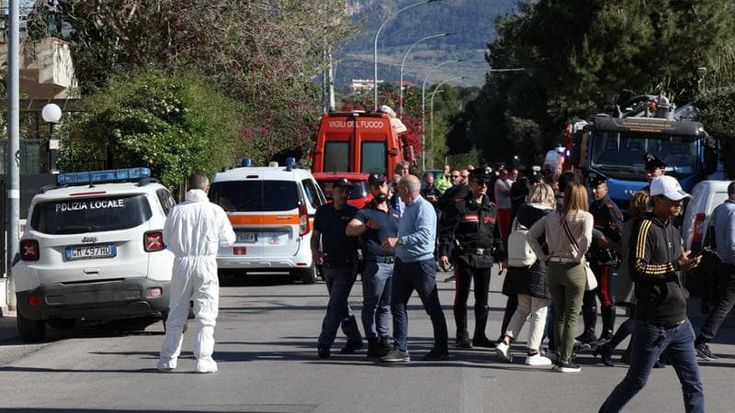 A Casteldaccia strage sul lavoro per 312 euro