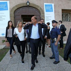 Clemente Mastella: "L'ho detto ad Angelino: ci salverà la Margherita 2.0"