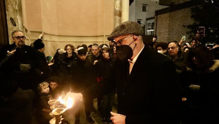 La festa delle luci tra i ponteggi del restauro 