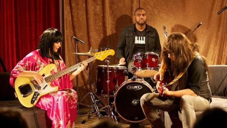 Khruangbin, i segreti della band che fa impazzire tutti: da Paul McCartney a David Byrne