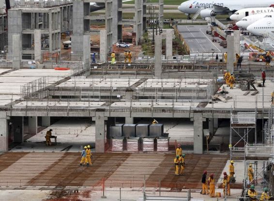 San Paolo. Cresce l'aeroporto per i mondiali. Ma non baster&agrave;
