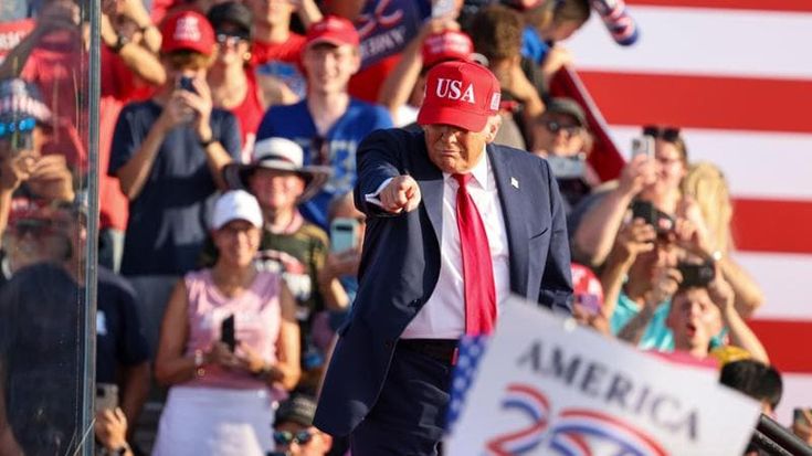 Le Borse di oggi, 4 luglio. Trump rilancia: “Dazi al 17% sui prodotti alimentari Ue”