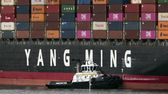 Le Borse provano a recuperare dopo lo choc dazi. Salvini: "Pronti a sforare parametri Ue"