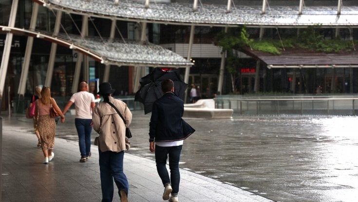 Previsioni meteo, Caronte dà tregua: temporali e violente grandinate al Nord. Ancora caldo asfissiante al Centro-Sud