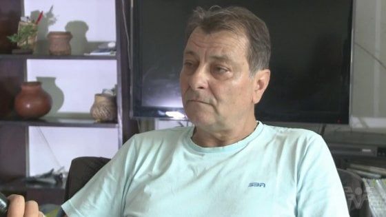 Battisti, la Corte suprema blocca "temporaneamente" l'estradizione